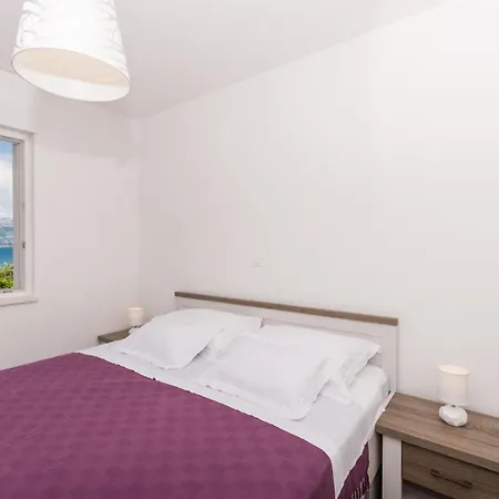 Apartment Piramida