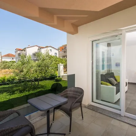 Apartment Piramida