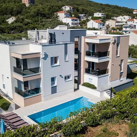 Apartment Piramida Trogir