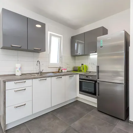 Apartment Piramida Trogir